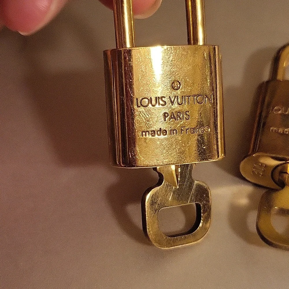 Louis Vuitton Authentic Lock & Key - Picture 3 of 16